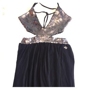 Perfect Miami and Las Vegas party dress.